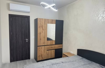 Miete einer geräumigen 3-Zimmer-Wohnung im Stadtteil Alen Mak, Varna, Bulgarien